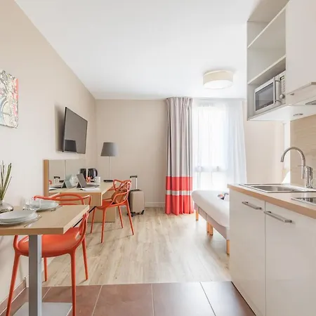 Appart'city Confort Chartrons Lägenhetshotell