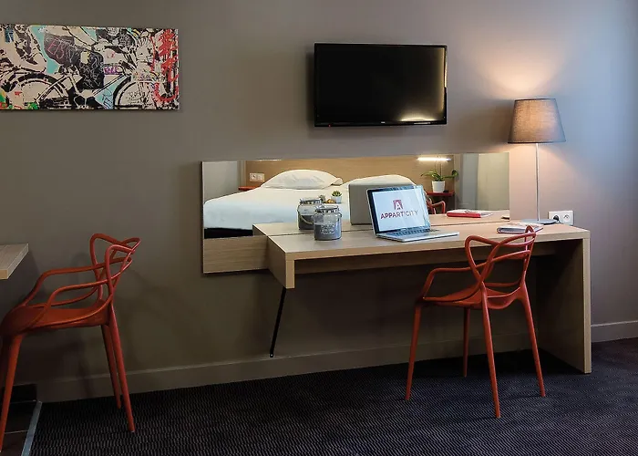 Appart'city Confort Chartrons Aparthotel