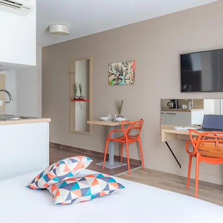 Appart'city Confort Chartrons Lejlighedshotel 3*